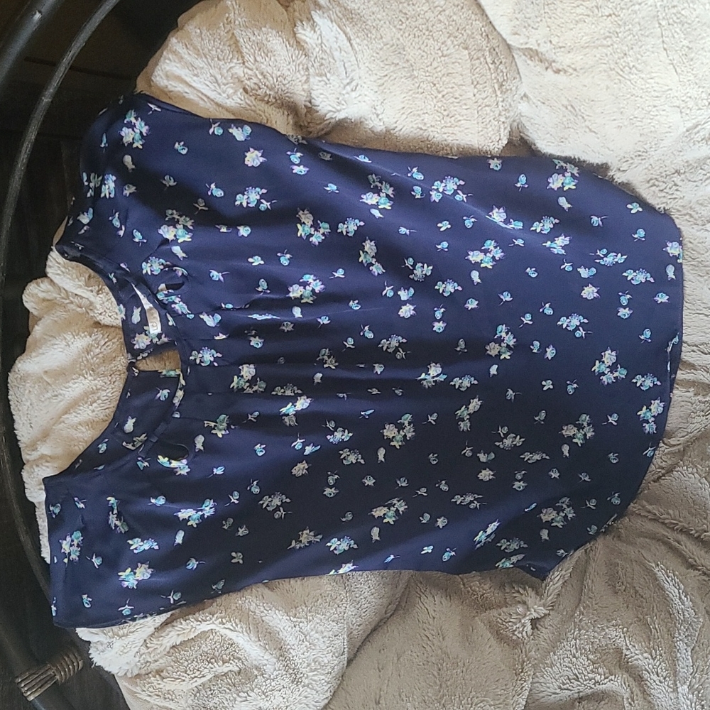 LC Lauren Conrad blue floral blouse